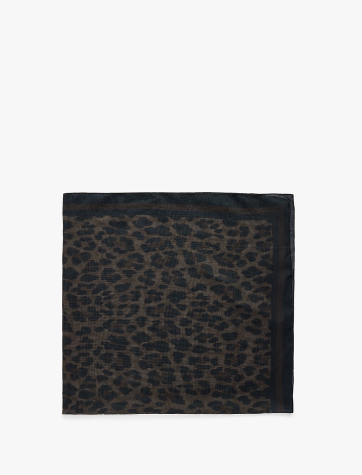 Kadın Leopar Desenli Saten Kare Şal