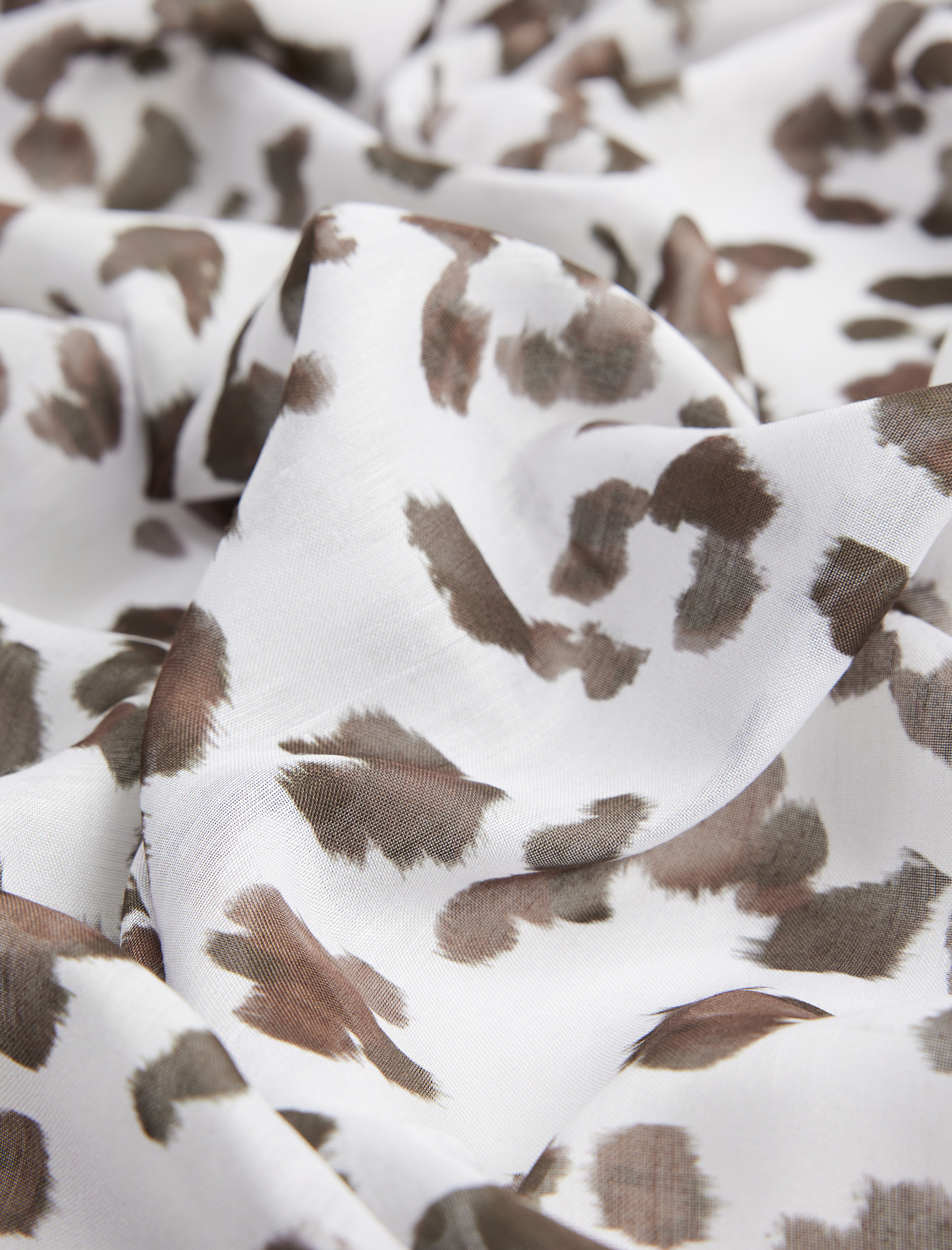  Kadın Leopar Desenli Saten Kare Şal