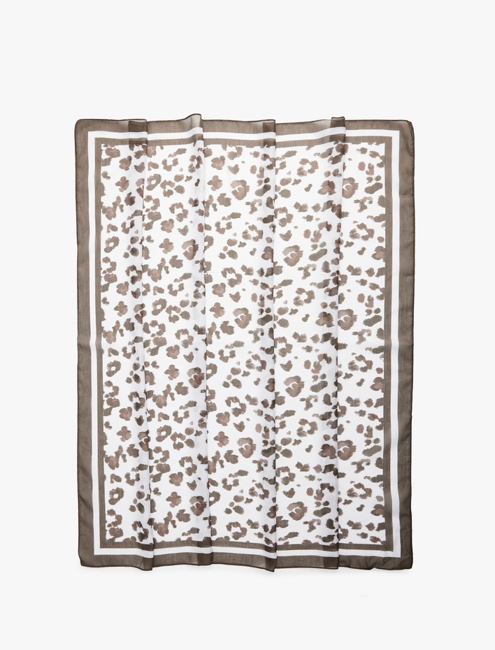 Kadın Leopar Desenli Saten Kare Şal