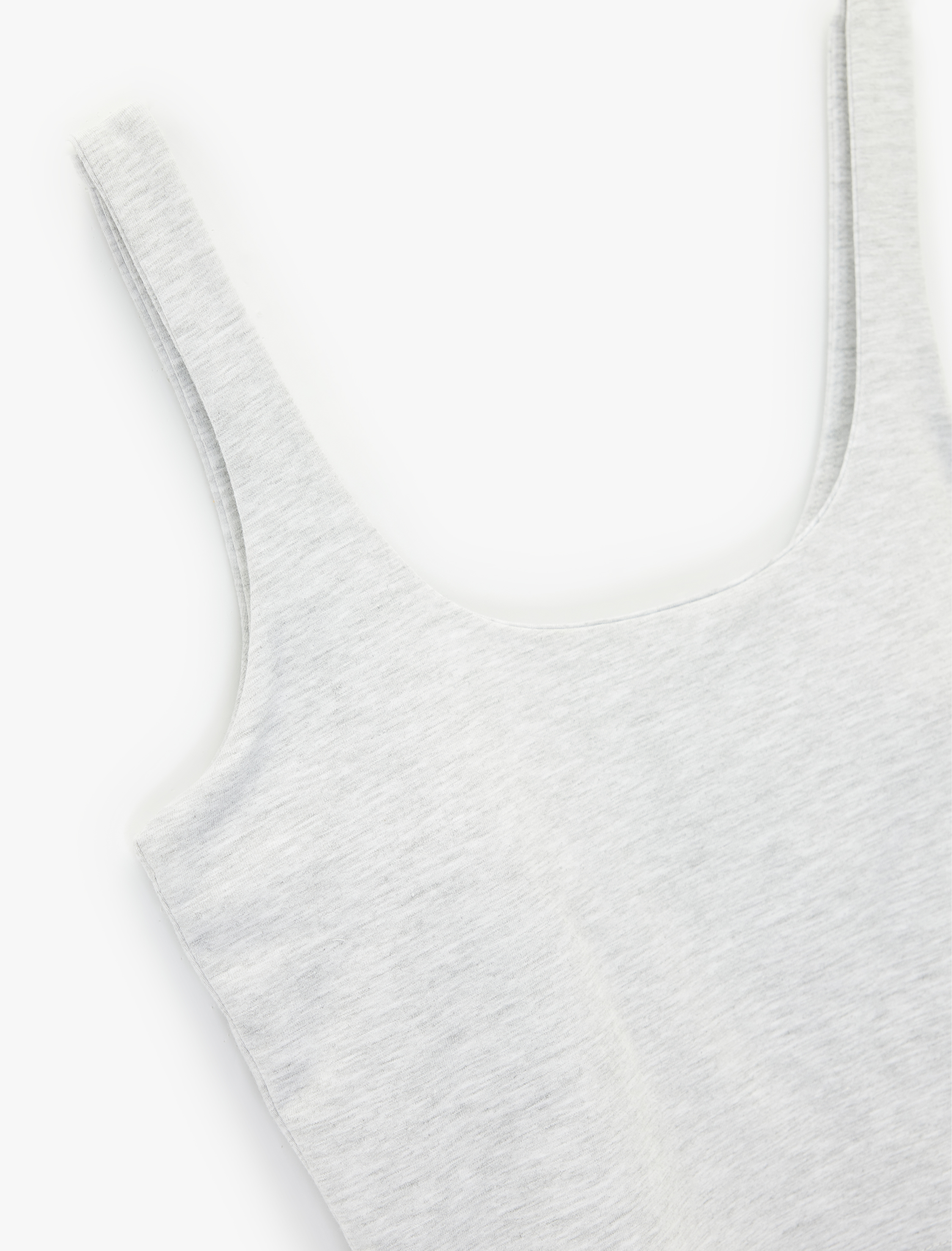   Kare Yaka Kolsuz Slim Fit Sporcu Atleti