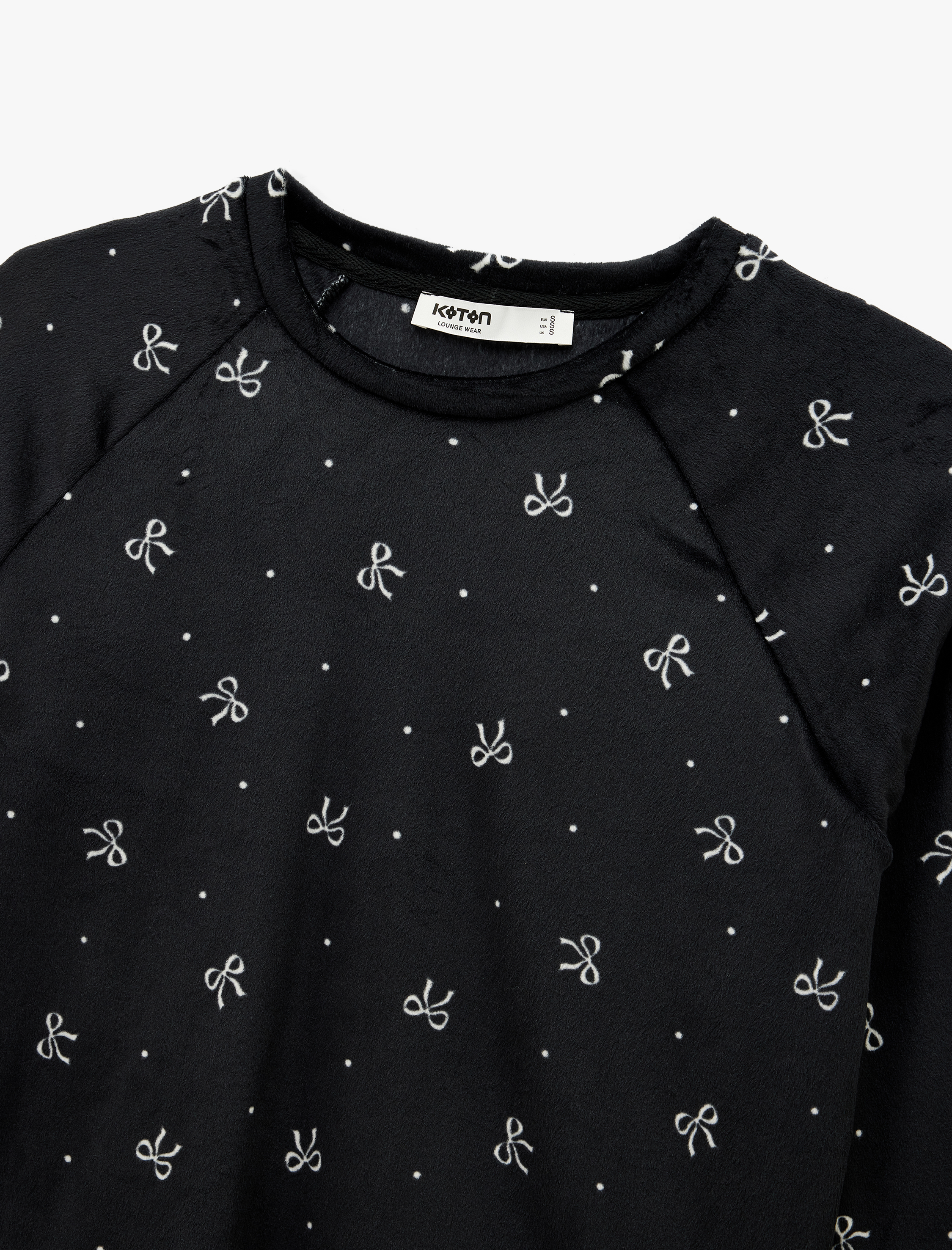   Uzun Kollu Bisiklet Yaka Fiyonk Desenli Kadife Pijama Üstü