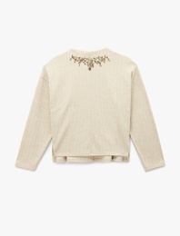 Yumuşak Dokulu Bol Kalıp Uzun Kollu Dik Yaka Taşlı Kazak