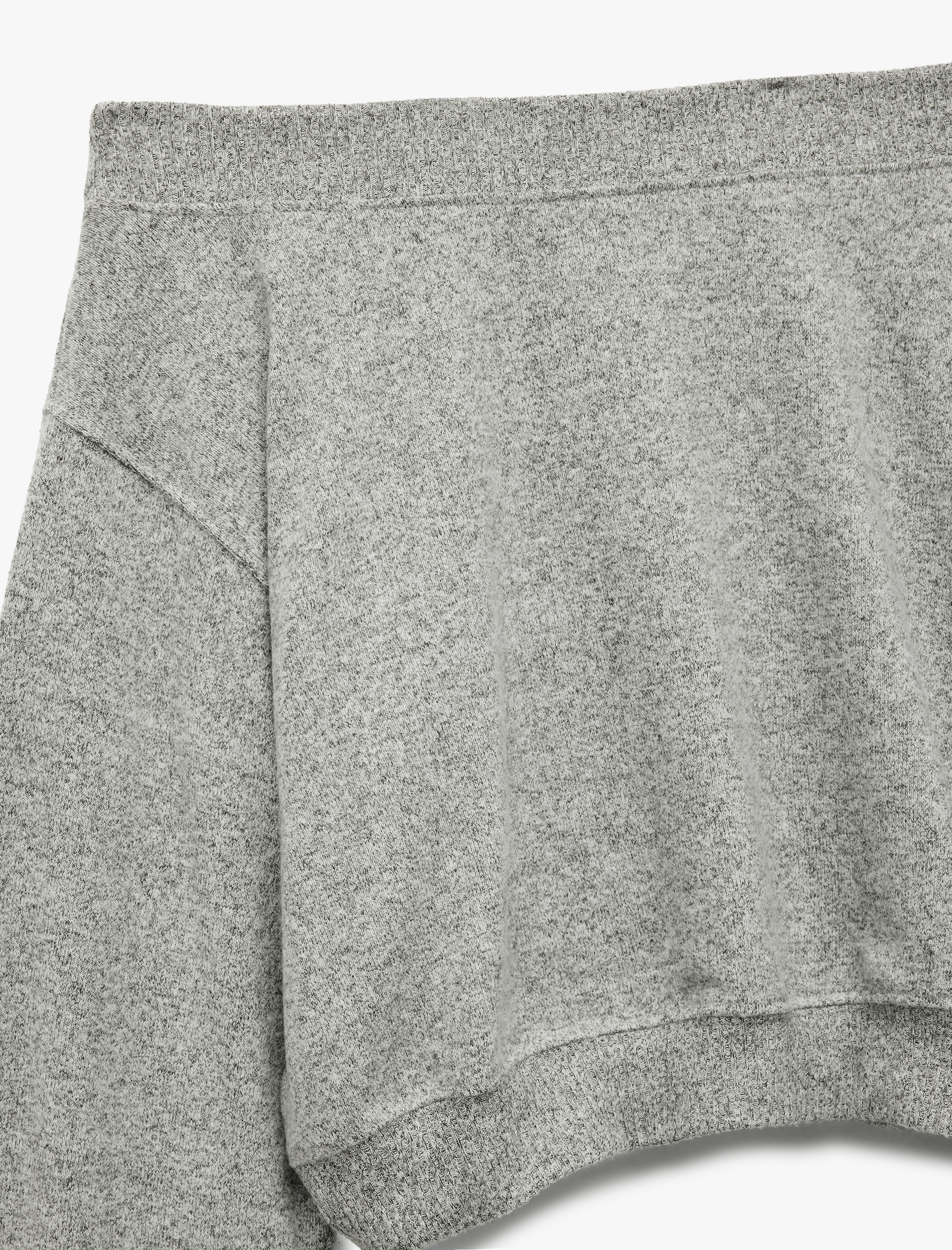   Viskon Karışımlı Kayık Yaka Omzu Açık Uzun Kollu Tişört