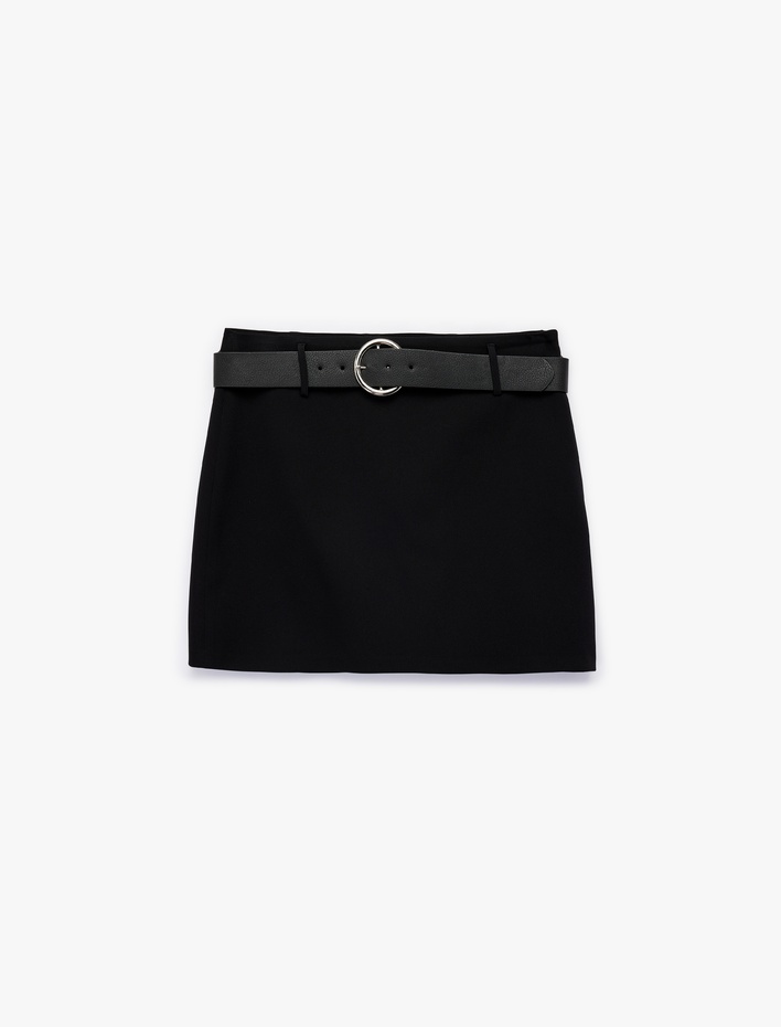  Slim Fit Kemerli Mini Şort Etek