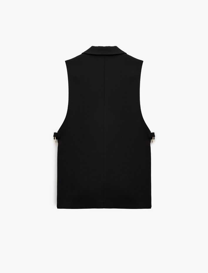  Geniş Yaka Metal Aksesuar Detaylı Düğmeli Kolsuz Yelek