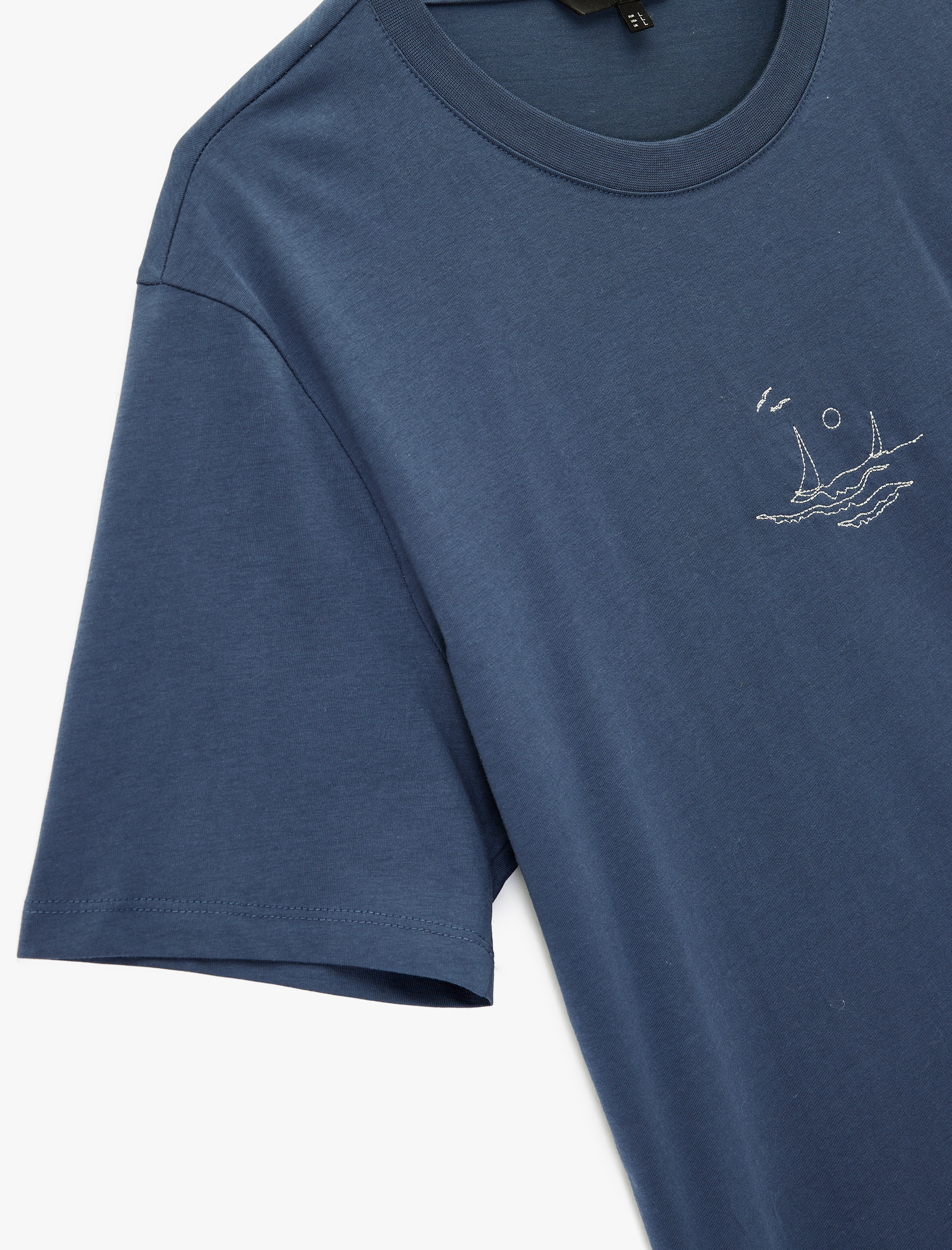   Kısa Kollu Bisiklet Yaka Pamuklu Nakışlı Slim Fit Tişört