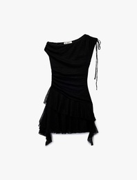 Asimetrik Yaka Kolsuz Büzgülü Slim Fit Mini Elbise