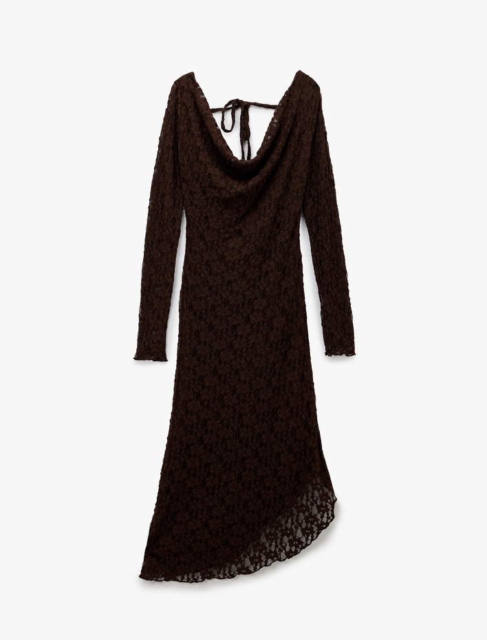  Sırt Detaylı Degaje Yaka Uzun Kollu Asimetrik Midi Dantel Elbise