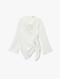 Uzun Kollu Degaje Yaka Metal Aksesuarlı Büzgülü Asimetrik Bluz