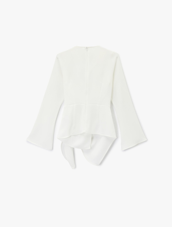  Uzun Kollu Degaje Yaka Metal Aksesuarlı Büzgülü Asimetrik Bluz