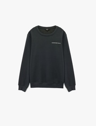 Regular Fit Uzun Kollu Basic Bisiklet Yaka Baskılı Sweatshirt