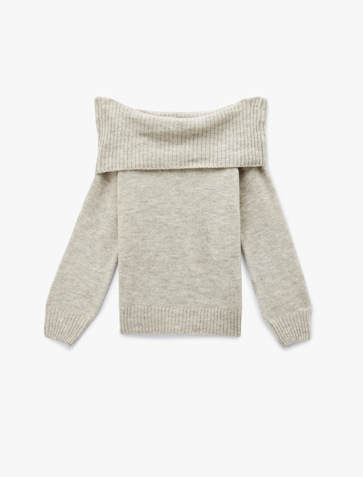  Madonna Yaka Omzu Açık Triko Kazak