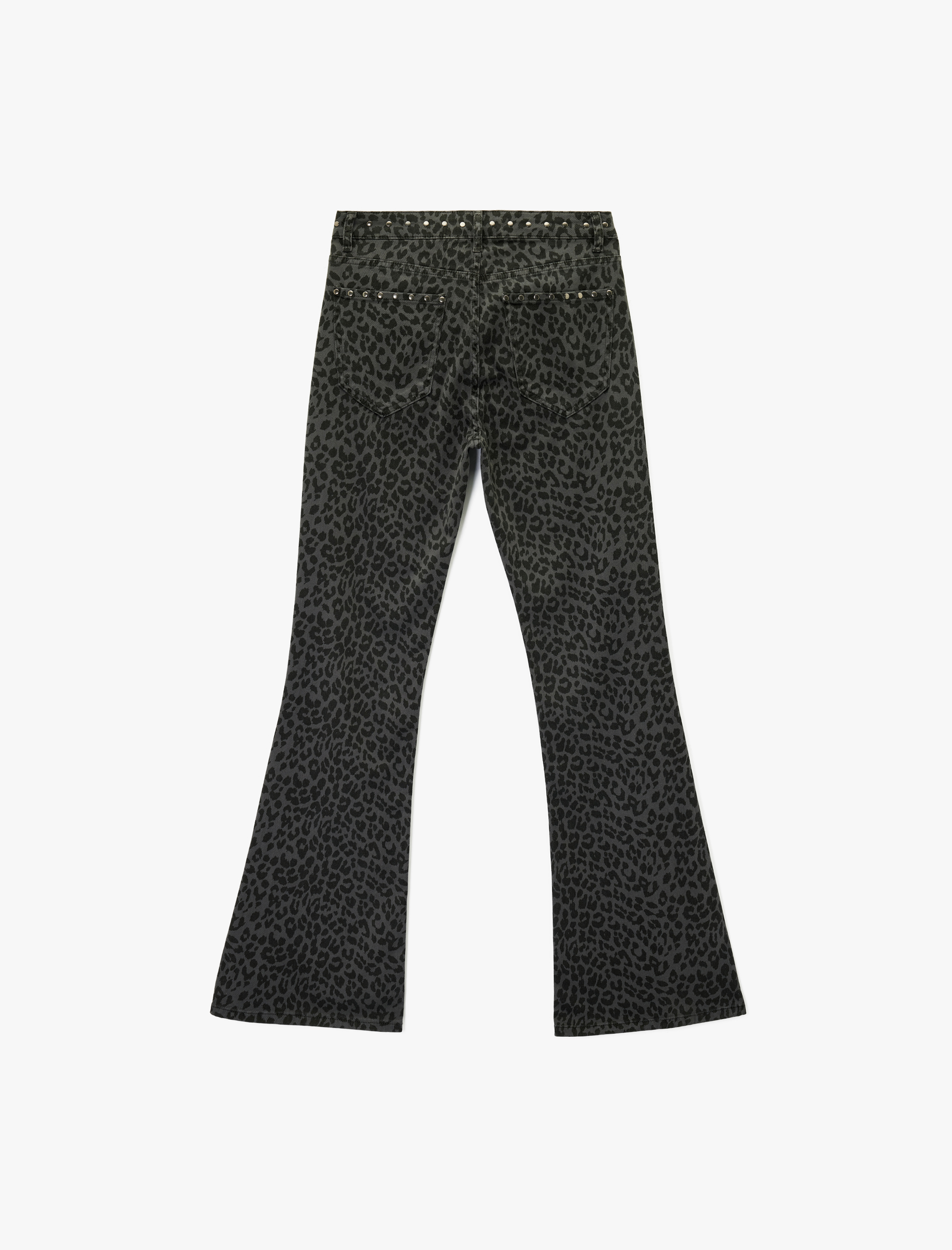   Koton X Sibil Çetinkaya - Leopar Desenli Metal Aksesuarlı İspanyol Paça Jean Pantolon - Flare Jeans