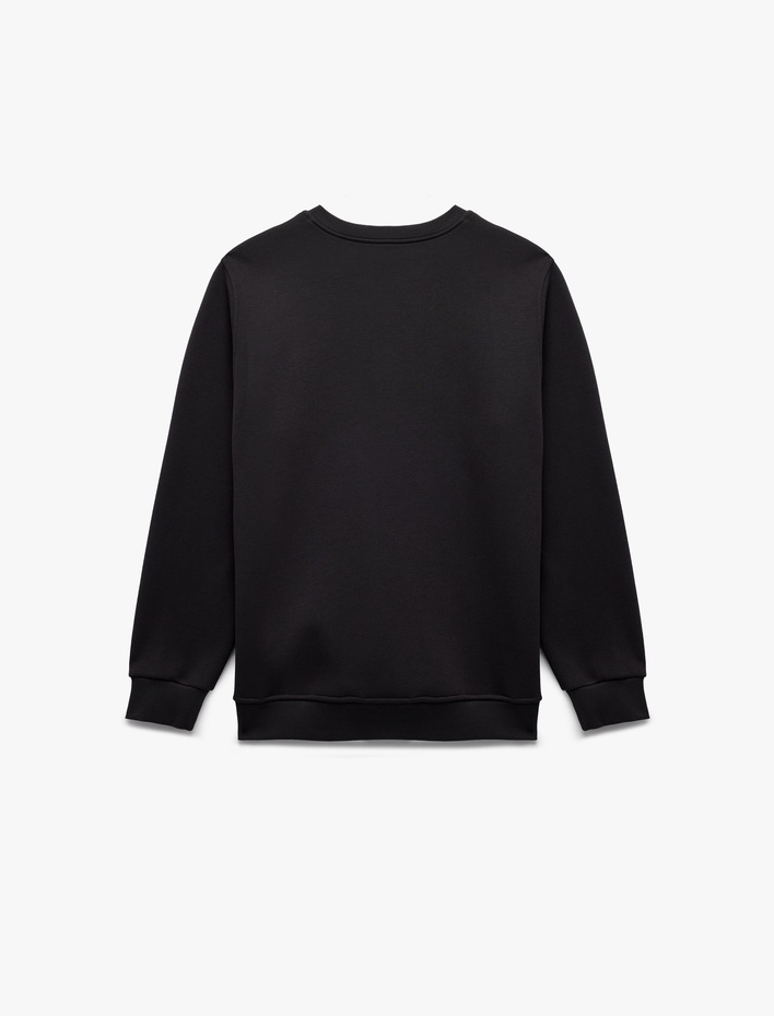  Regular Fit Uzun Kollu Şardonlu Bisiklet Yaka Baskılı Sweatshirt