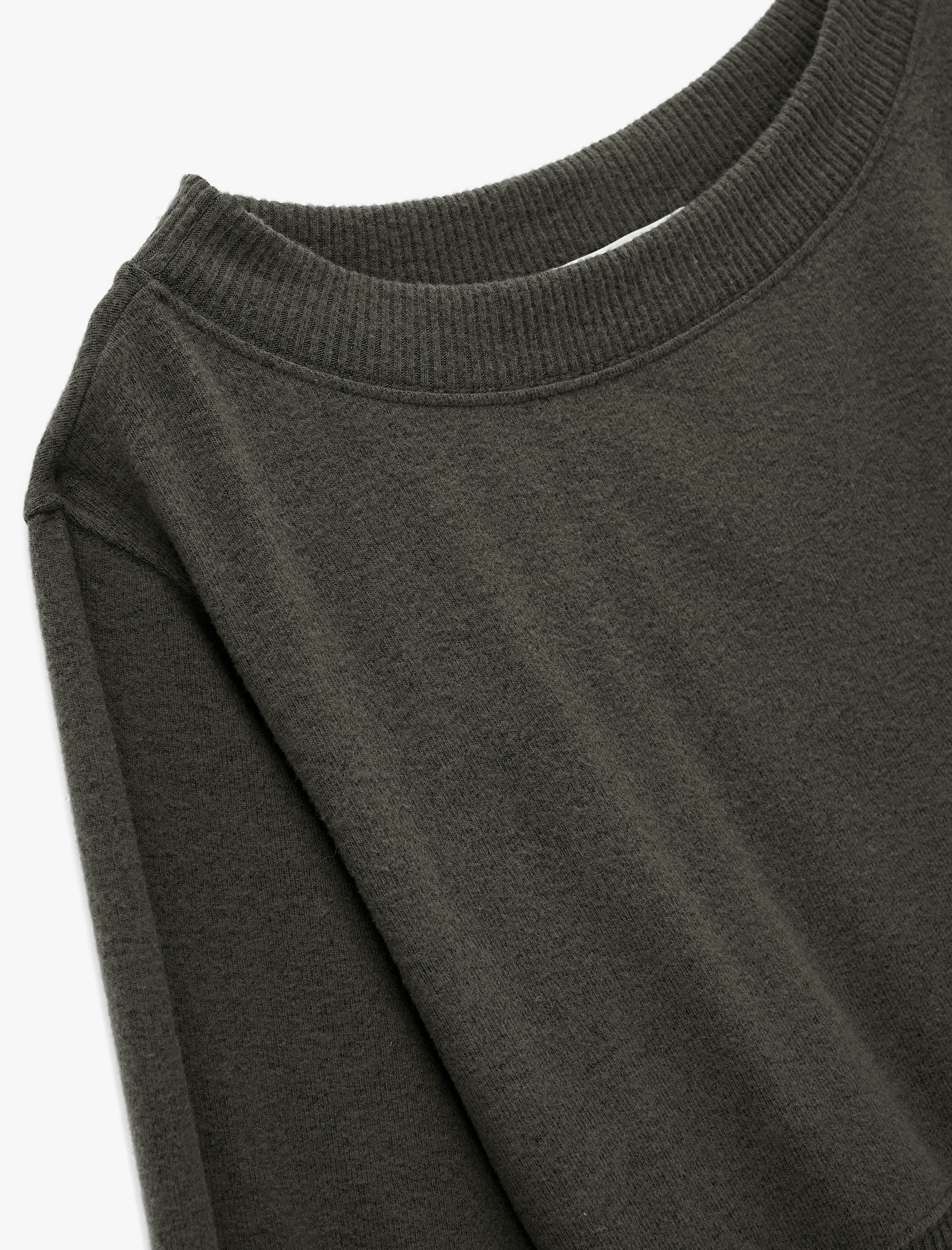   Viskon Karışımlı Kayık Yaka Omzu Açık Uzun Kollu Tişört