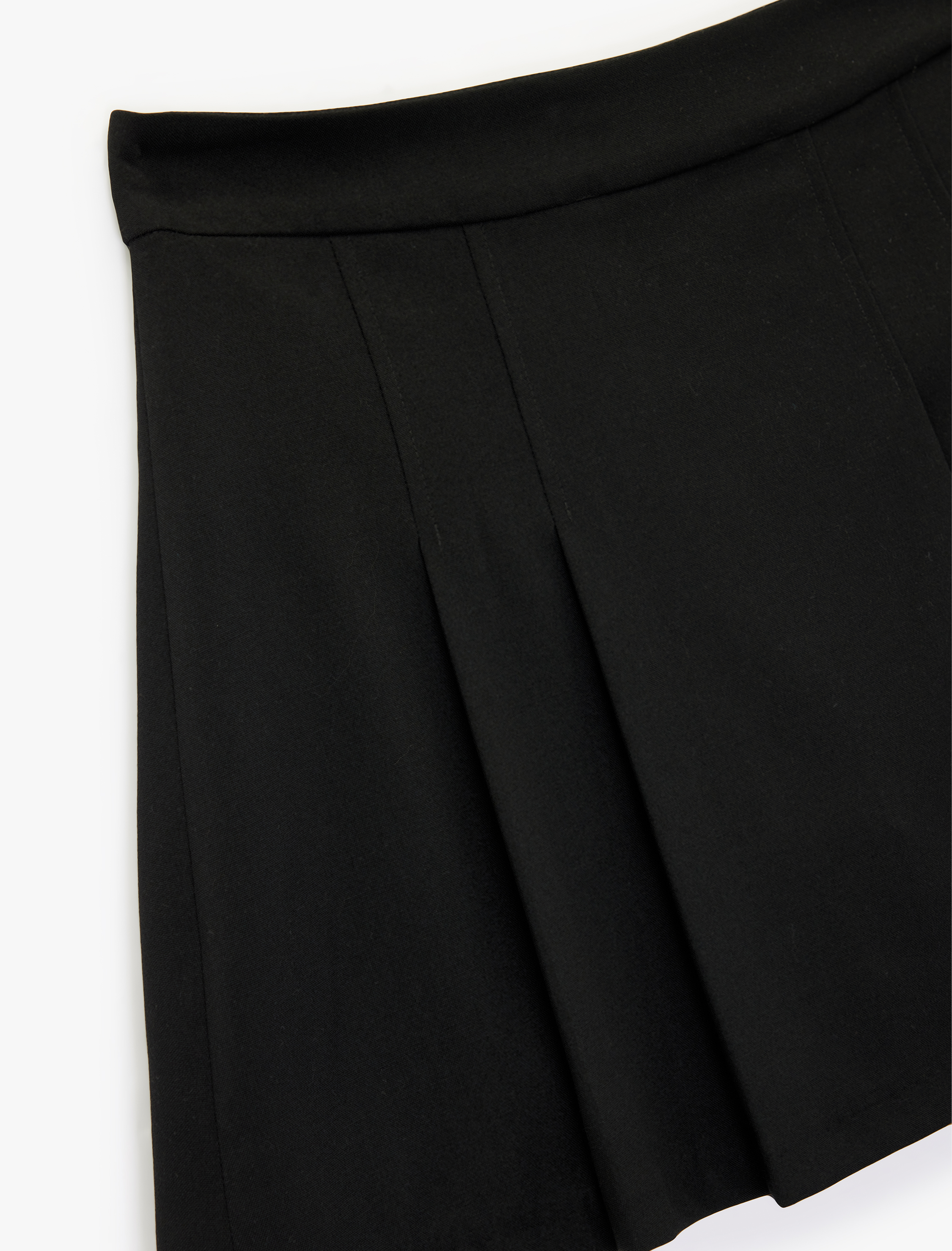   Viskon Karışımlı Pileli Mini Şort Etek