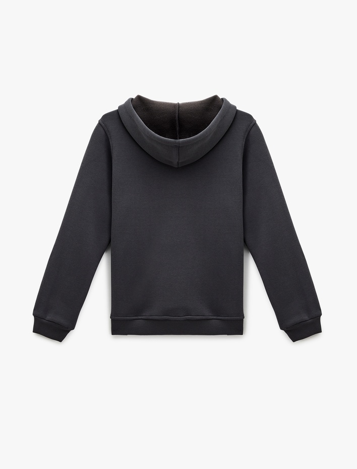  Şardonlu Uzun Kollu Cepli Köpek Nakış Detaylı Kapüşonlu Sweatshirt