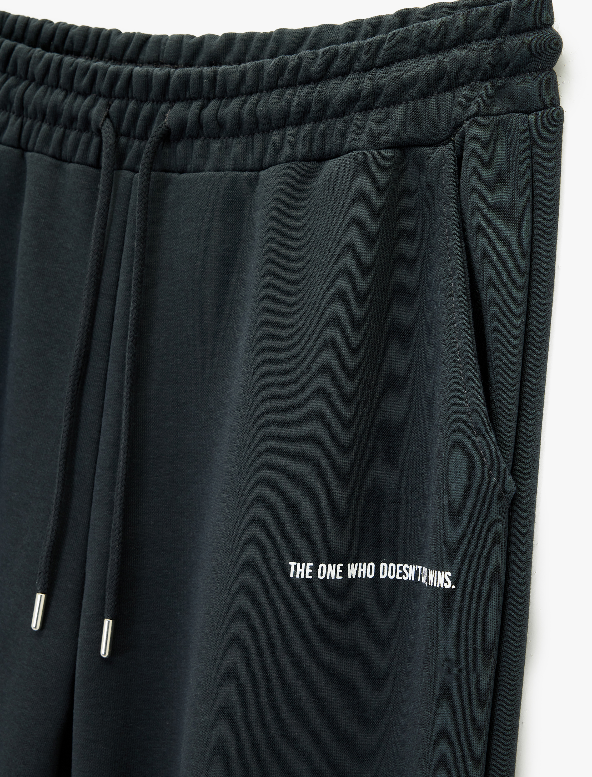   Rahat Kalıp Cepli Beli Bağcıklı Baskılı Jogger Spor Eşofman Altı