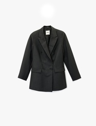 Kruvaze Yaka Uzun Kollu Cep Detaylı Düğmeli Blazer Ceket
