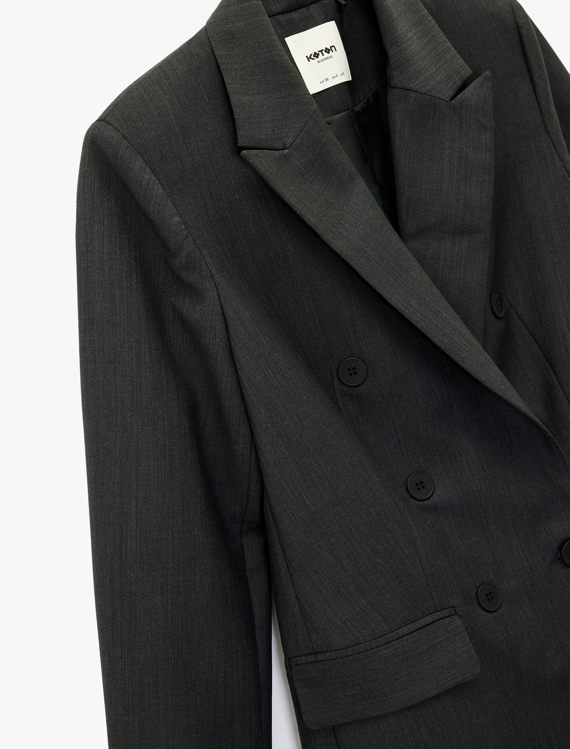   Kruvaze Yaka Uzun Kollu Cep Detaylı Düğmeli Blazer Ceket