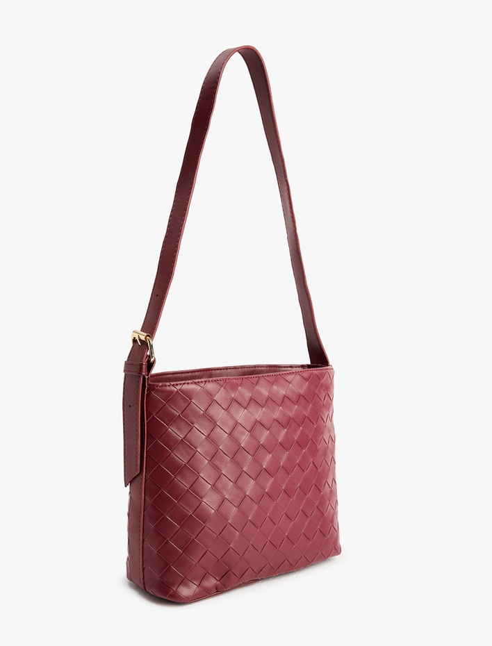 Kadın Örgü Desenli Toka Detaylı Suni Deri Omuz Çantası