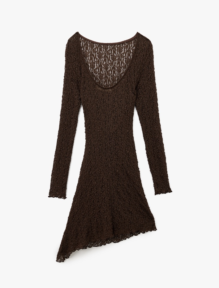  Slim Fit Drapeli Uzun Kollu Derin U Yaka Asimetrik Kesim Dantel Elbise