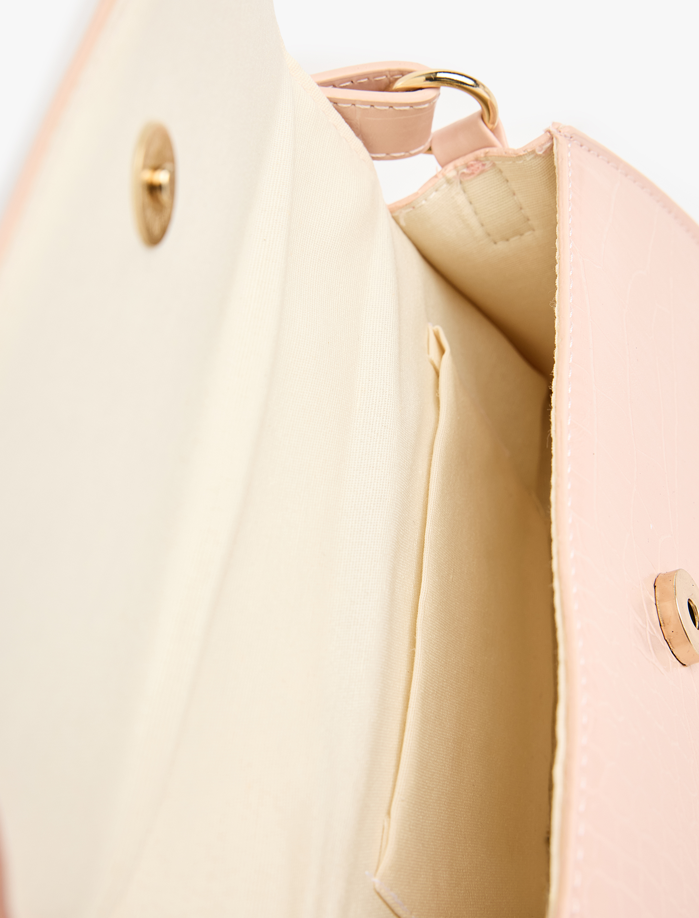  Kadın Timsah Derisi Görünümlü Kapaklı Askılı Omuz Çantası