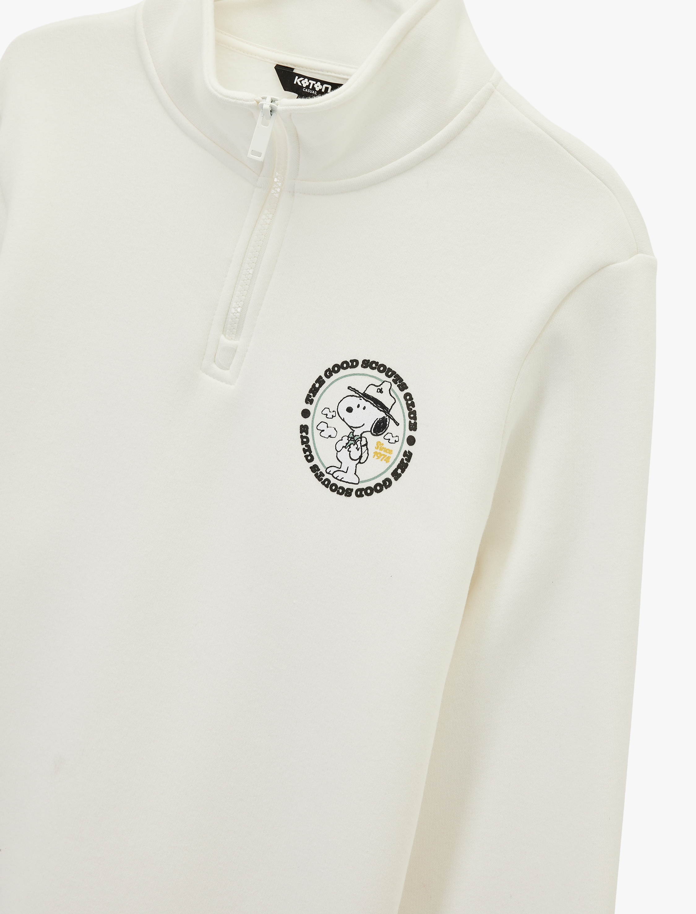   Uzun Kollu Yarım Fermuarlı Lisanslı Snoopy Baskılı Sweatshirt