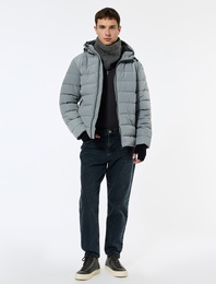 Kapüşonlu Uzun Kollu Fermuarlı Cepli Kışlık Şişme Mont