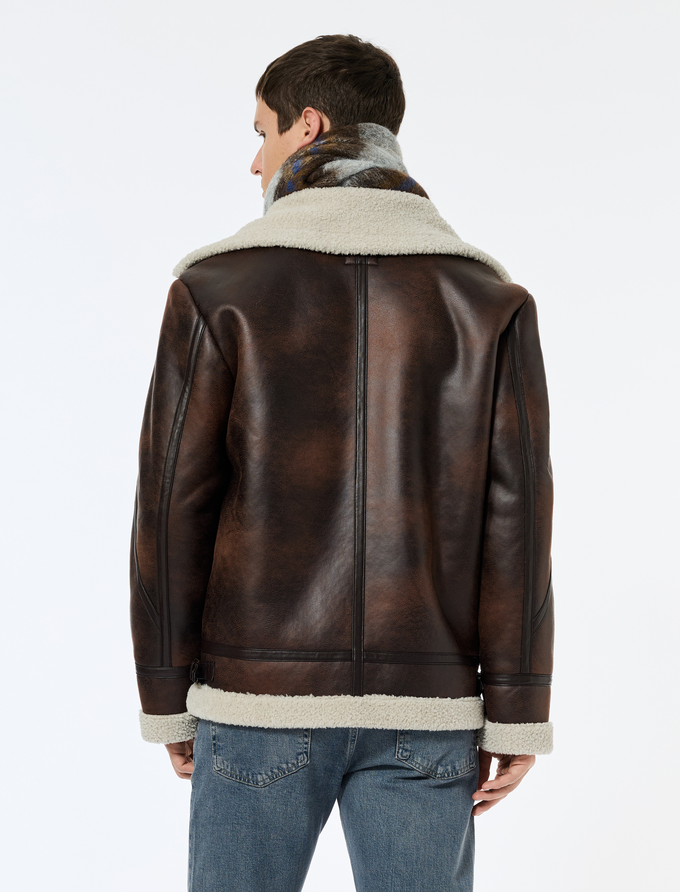   Peluş Yaka Uzun Kollu Cep Detaylı Fermuarlı Kışlık Suni Deri Ceket