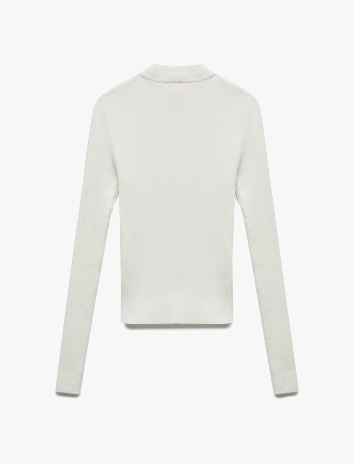  Hafif Dik Yaka Uzun Kollu Triko Kazak