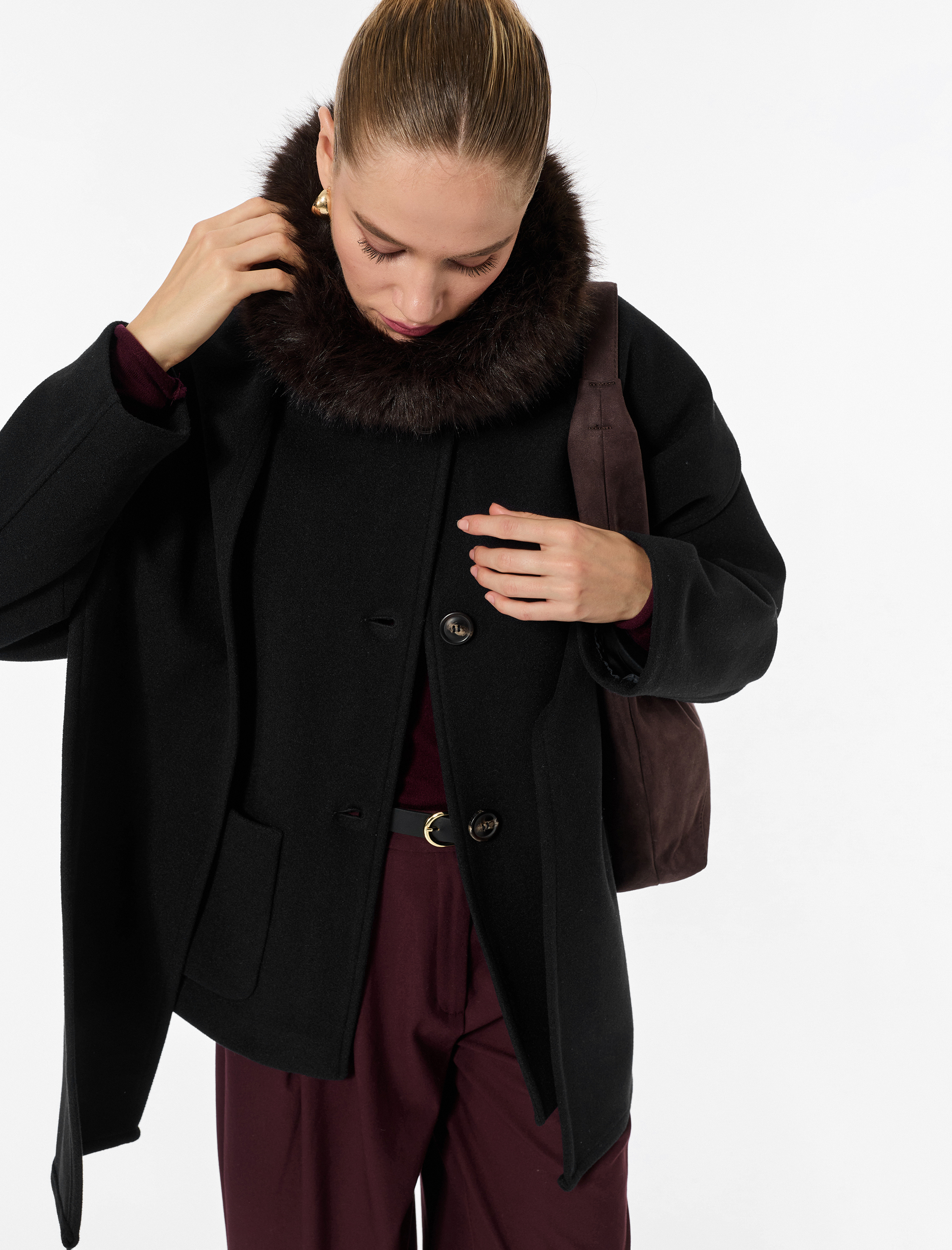   Cepli Düğmeli Uzun Kollu Atkılı Kaşe Kaban