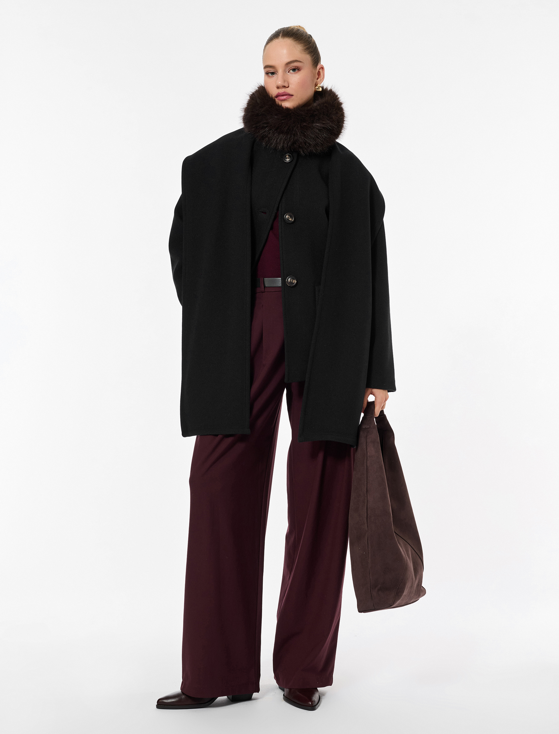   Cepli Düğmeli Uzun Kollu Atkılı Kaşe Kaban