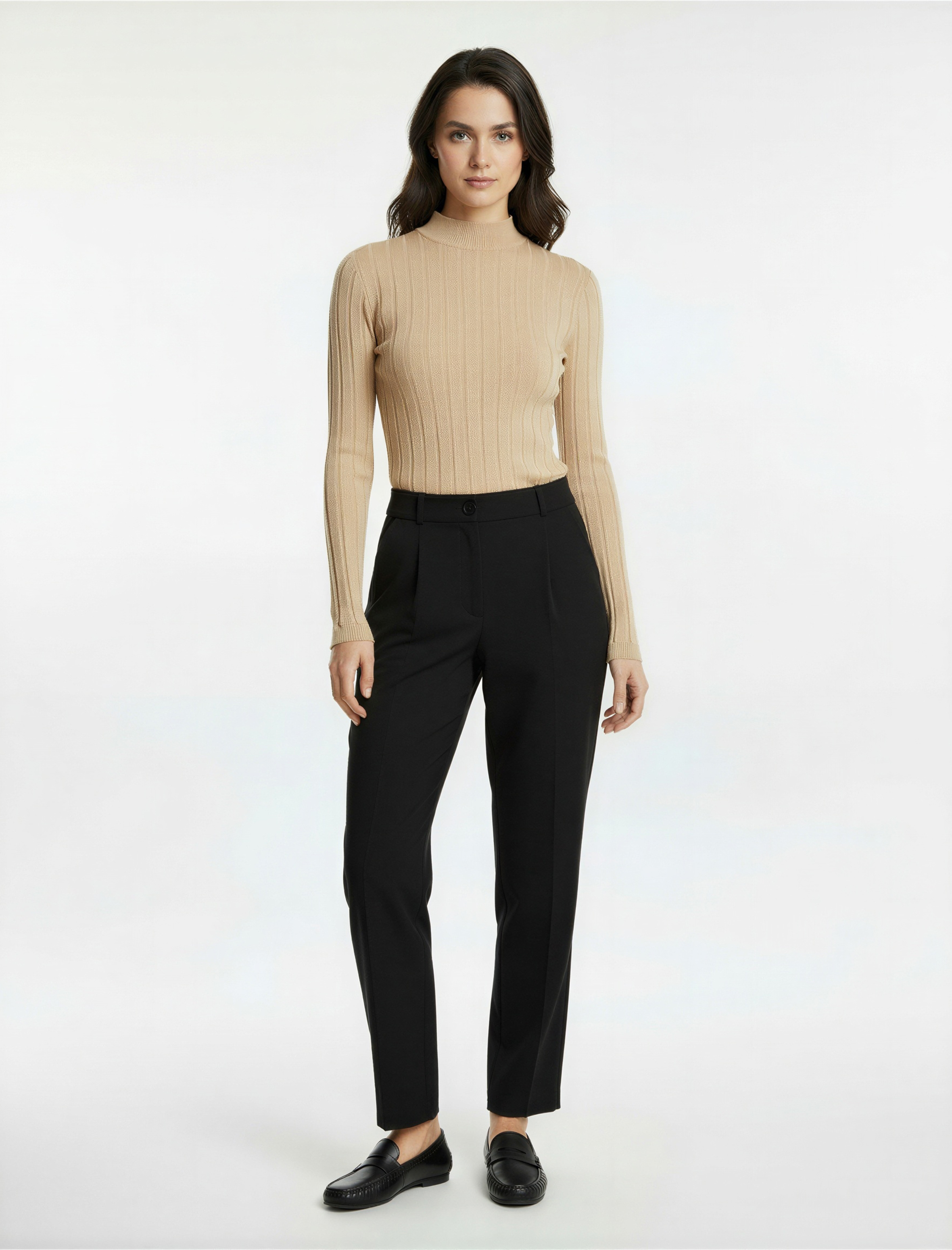   Aerobin Kumaş Pileli Cepli Düşük Bel Bol Paça Pantolon