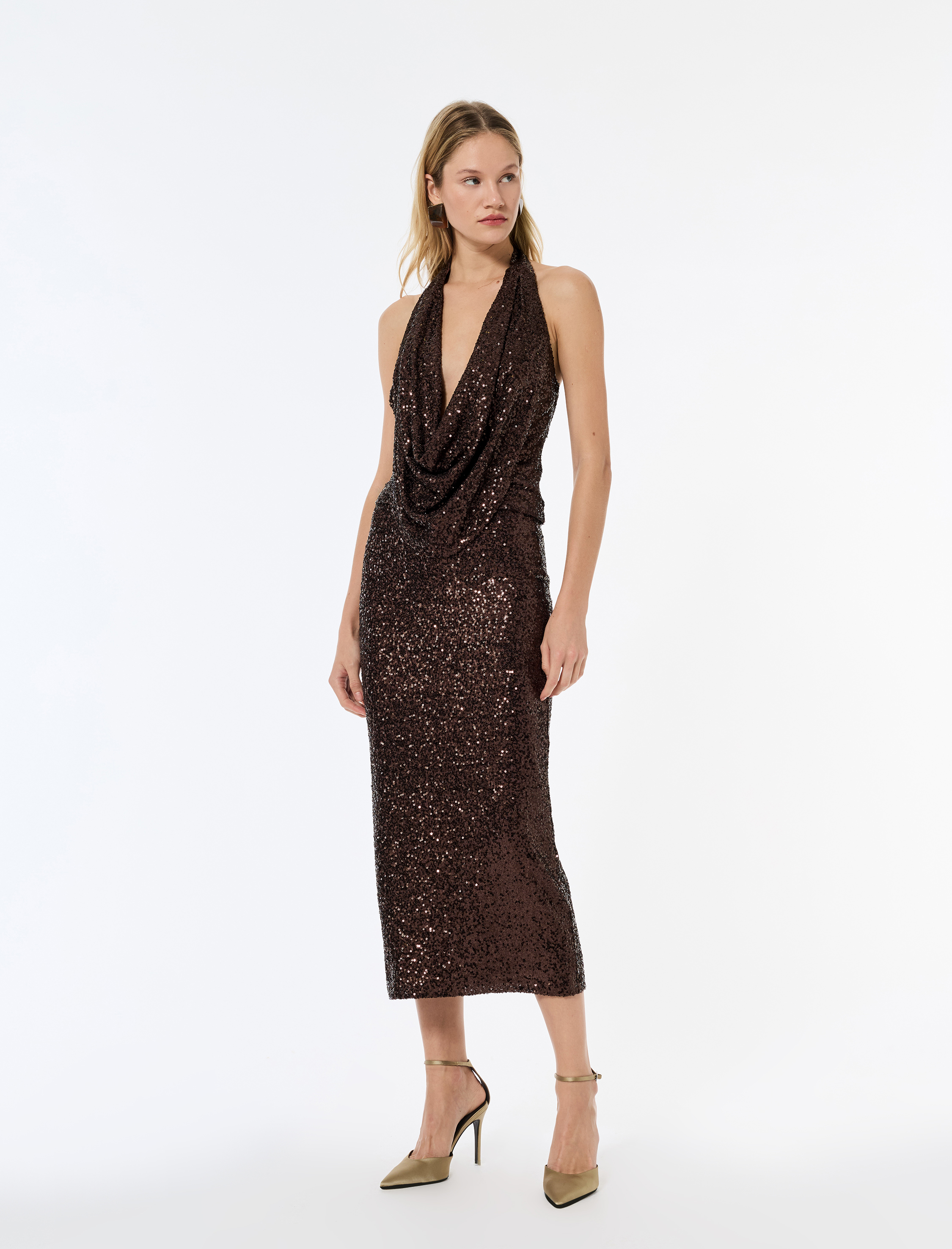   Koton X Sibil Çetinkaya - Derin V Yaka Kolsuz Pullu Payetli Uzun Abiye Elbise