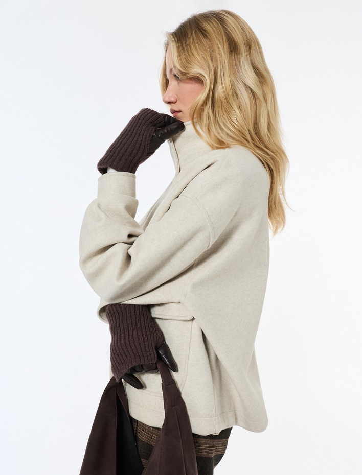  Koton X Sibil Çetinkaya - Kısa Kaban Kaşe Dik Yaka Fermuarlı Cepli