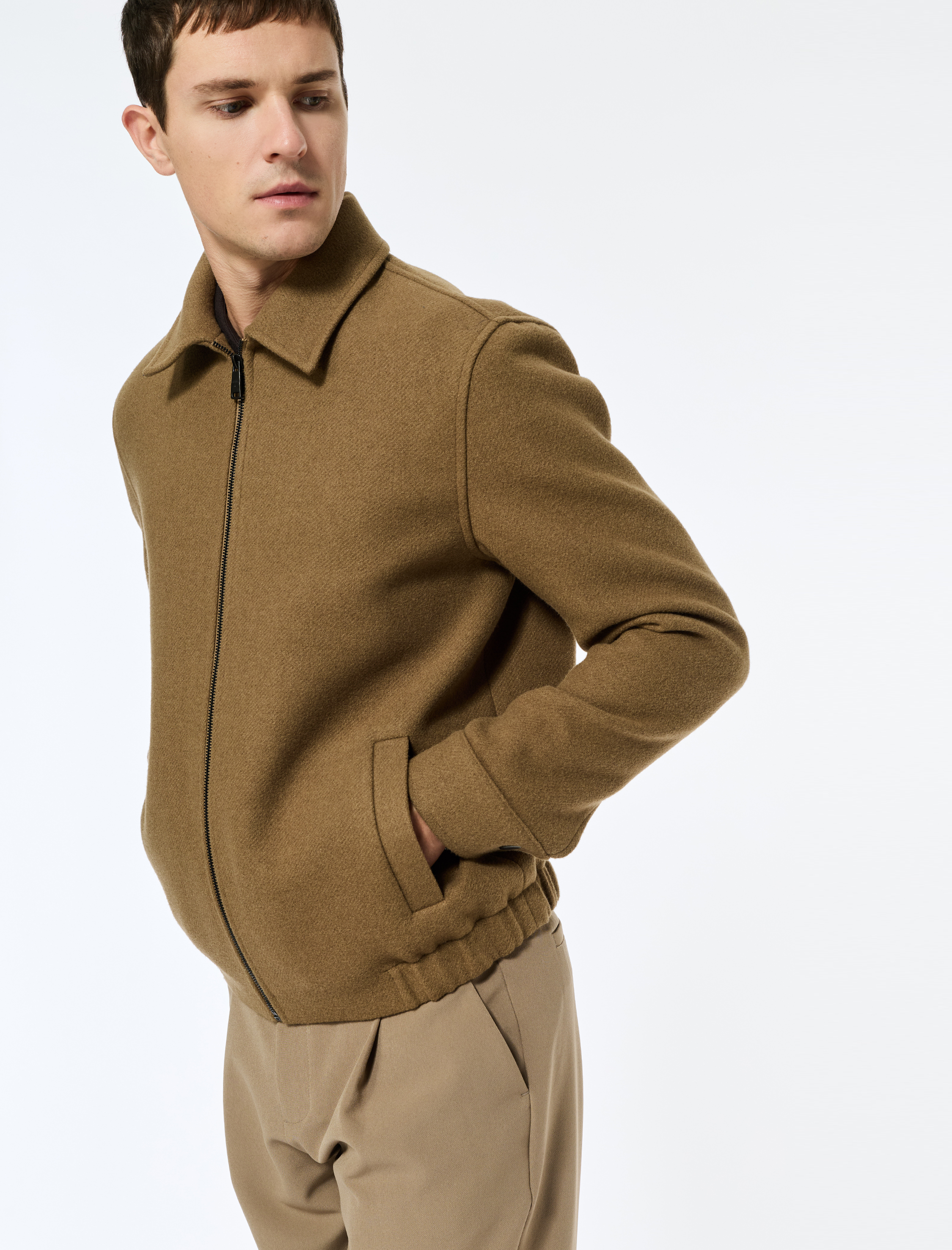   Uzun Kollu Cepli Fermuarlı Gömlek Yaka Kaşe Bomber Ceket