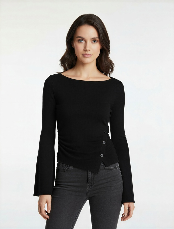  Koton X Sibil Çetinkaya - Kayık Yaka Asimetrik Kesim Uzun İspanyol Kollu Bluz