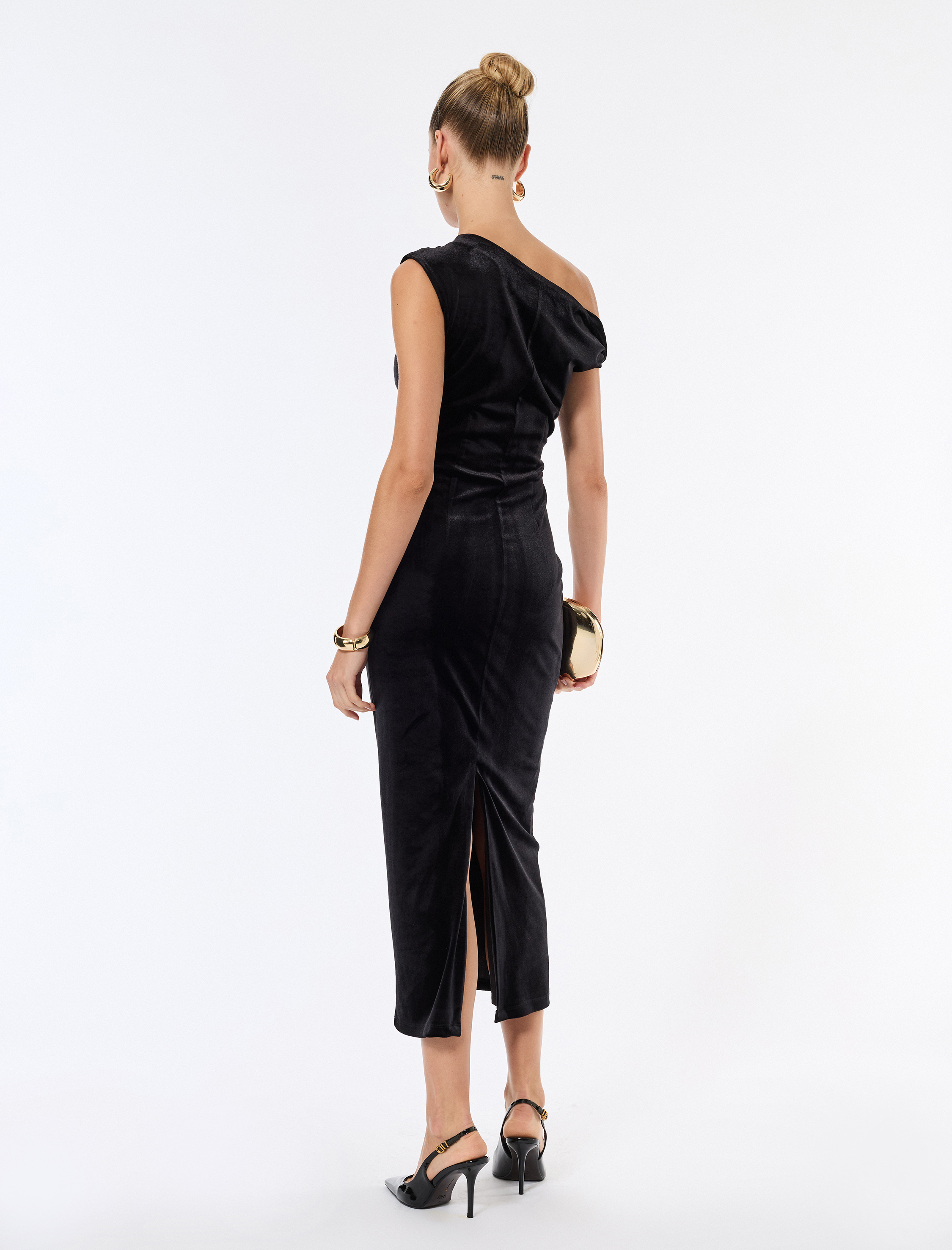   Kolsuz Kayık Yaka Slim Fit Metal Aksesuarlı Payetli Midi Abiye Elbise