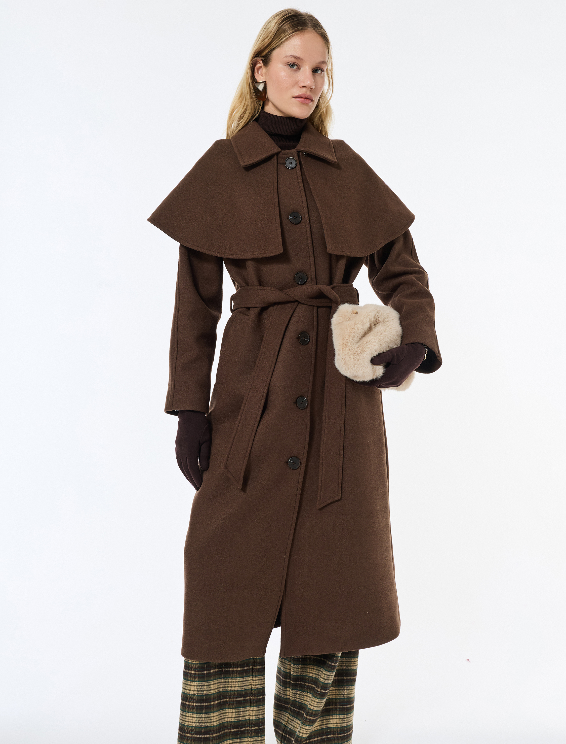   Pelerin Yaka Kaban Kaşe Kemerli Cepli Düğmeli Uzun Kollu