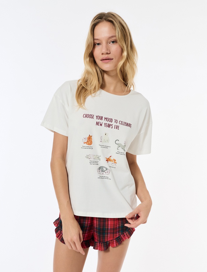  Kedi Baskılı Kısa Kollu Bisiklet Yaka Oversize Tişört Pijama Üstü