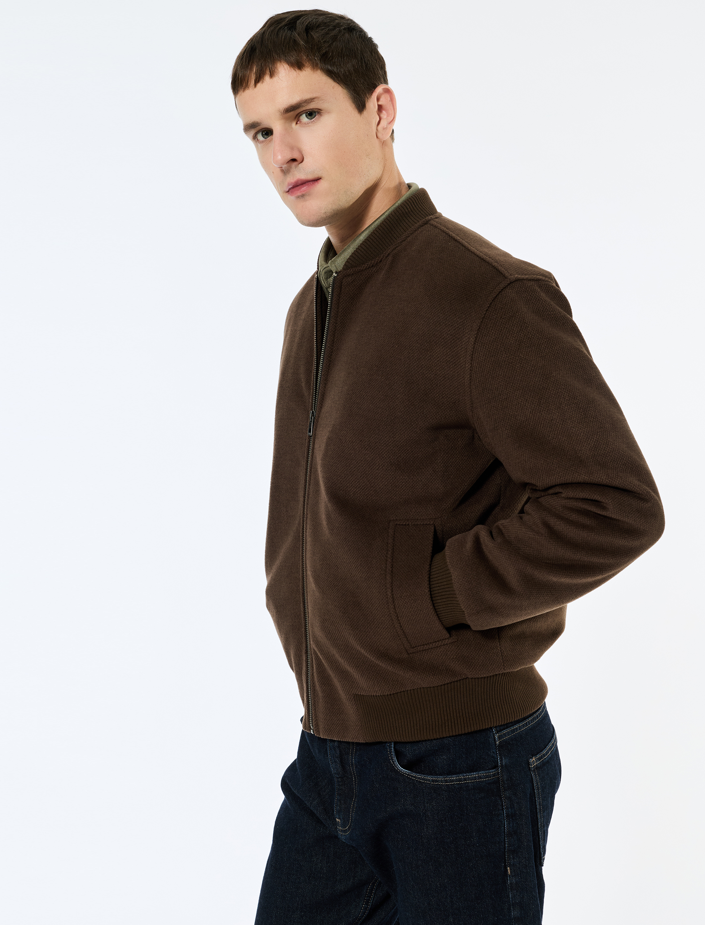   Uzun Kollu Cepli Fermuarlı Kaşe Bomber Ceket