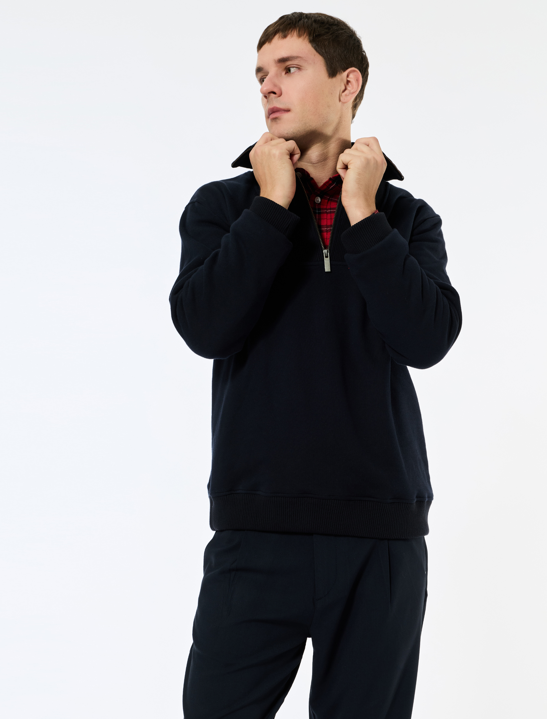   Uzun Kollu Şardonlu Yarım Fermuarlı Sweatshirt