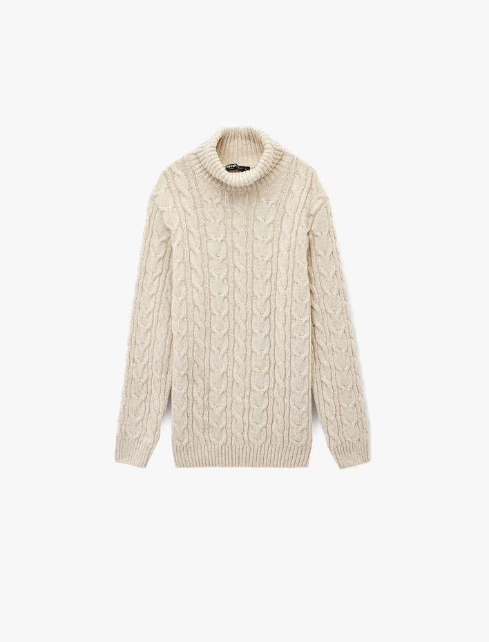  Uzun Kollu Dokulu Boğazlı Triko Kazak