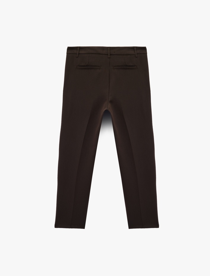  Rahat Kesim Düğmeli Viskon Karışımlı Kumaş Pantolon