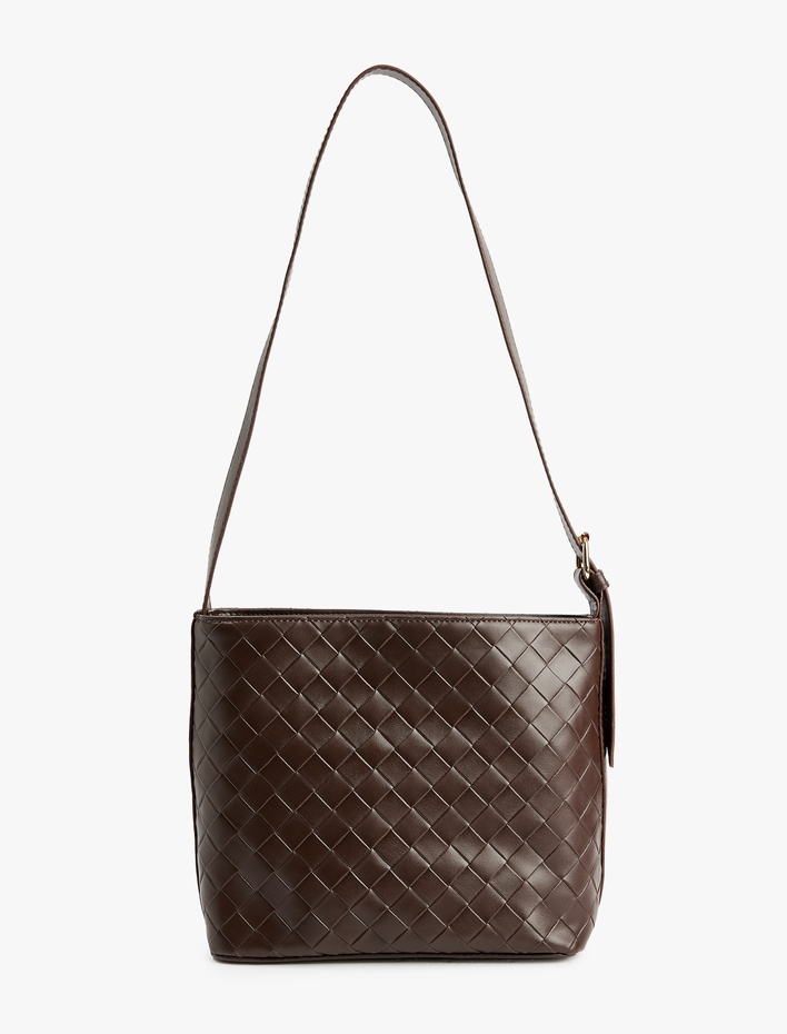 Kadın Örgü Desenli Toka Detaylı Suni Deri Omuz Çantası