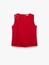 Bisiklet Yaka Metal Aksesuarlı Kolsuz Bluz