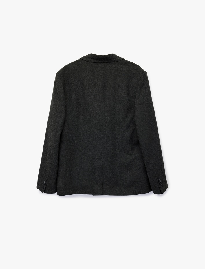  Uzun Kollu Kapaklı Cepli Viskon Karışımlı Düğmeli Mono Yaka Blazer Ceket