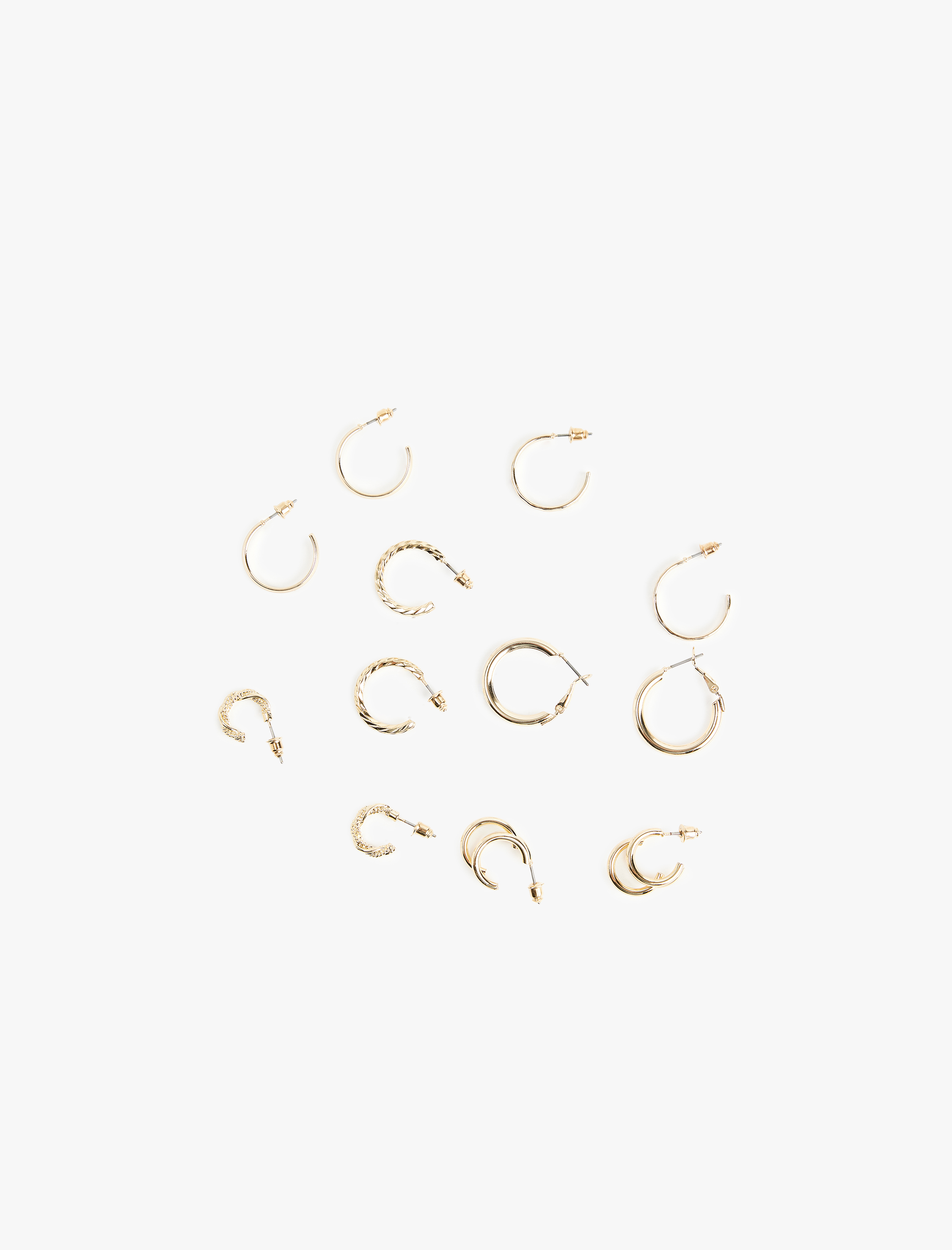  Kadın 6'lı Çelik Küpe Seti