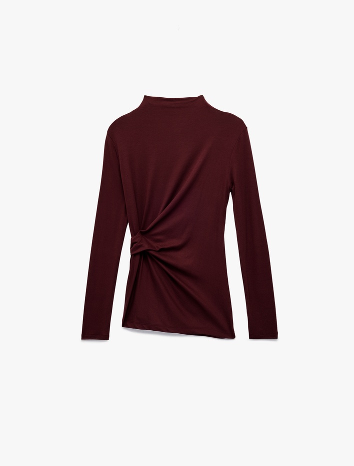  Koton X Melis Ağazat - Slim Fit Uzun Kollu Dik Yaka Aksesuar Detaylı Tişört